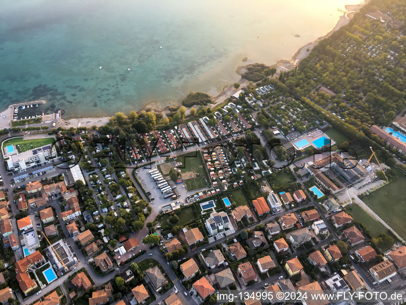 Spiaggia Bergamini in Peschiera del Garda im Bundesland Verona, Italien