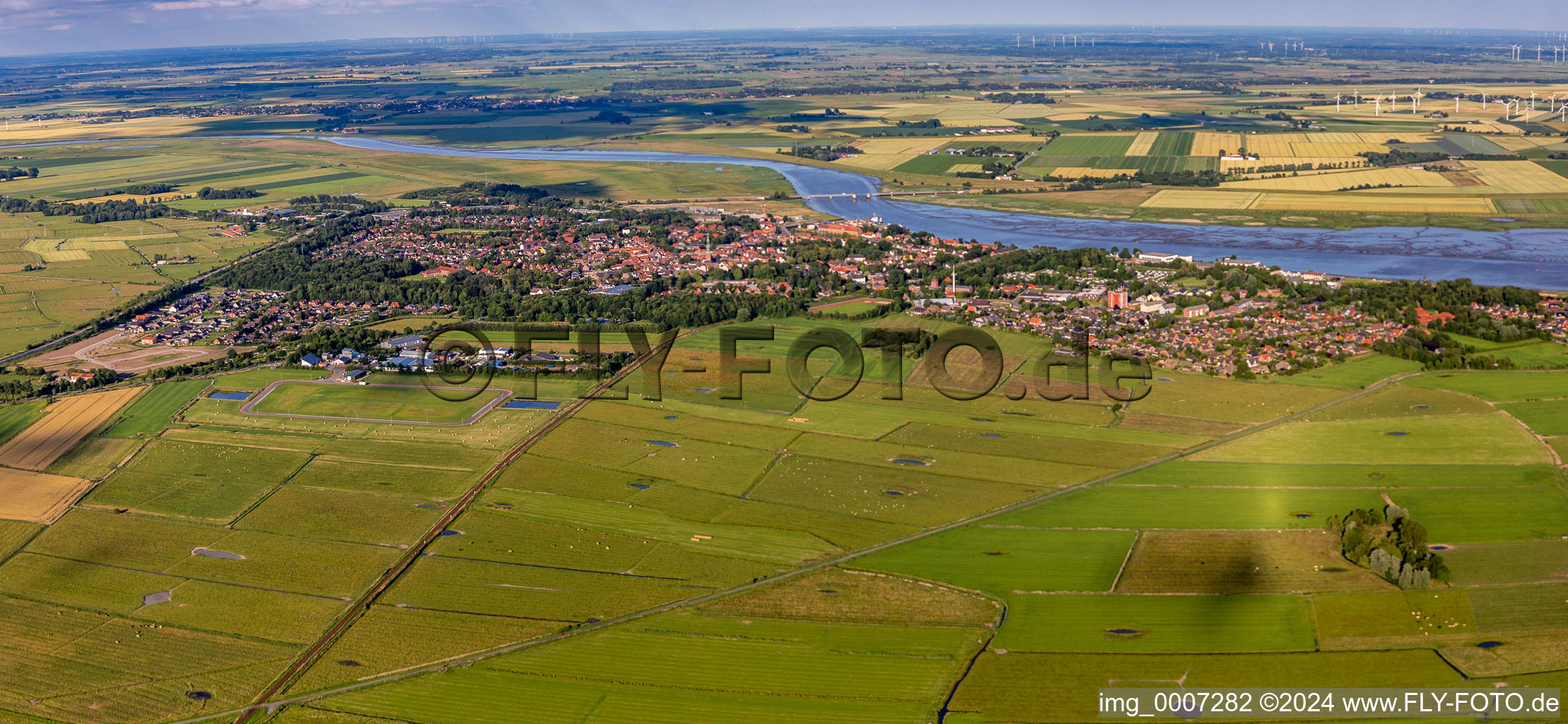 Luftbild von Tönning im Bundesland Schleswig-Holstein, Deutschland