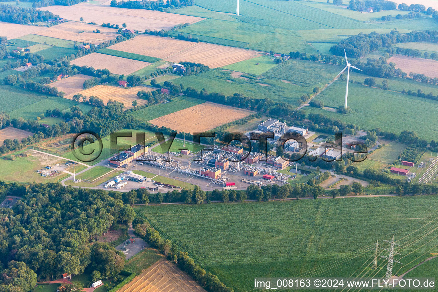 Anlagen des unterirdischen Erdgas-Speicher Epe-L der Nuon Epe Gasspeicher GmbH und RWE Gas Storage West GmbH in Epe im Ortsteil Kottigerhook in Gronau im Bundesland Nordrhein-Westfalen, Deutschland