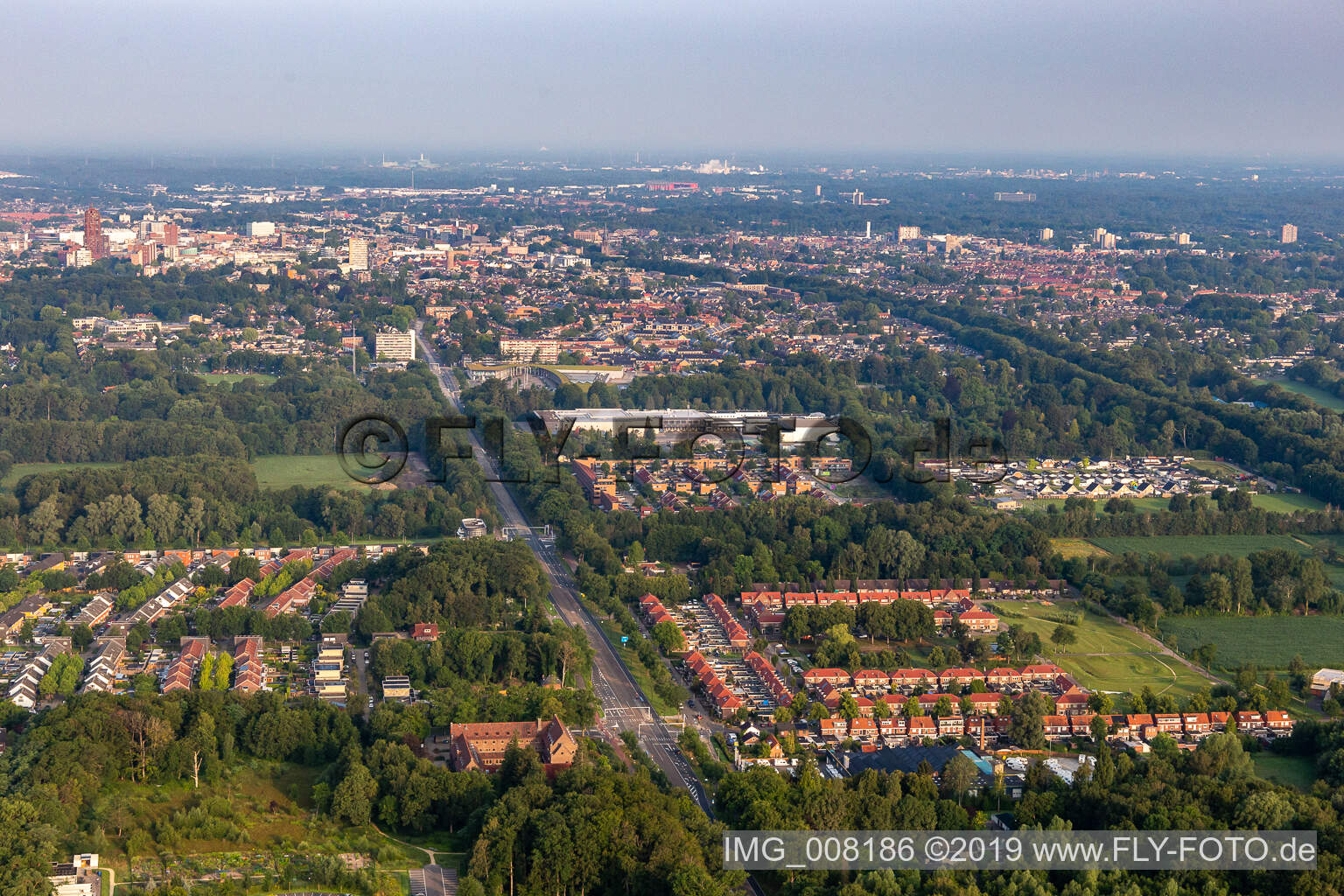Luftbild von Gronaustraat in Enschede im Bundesland Overijssel, Niederlande