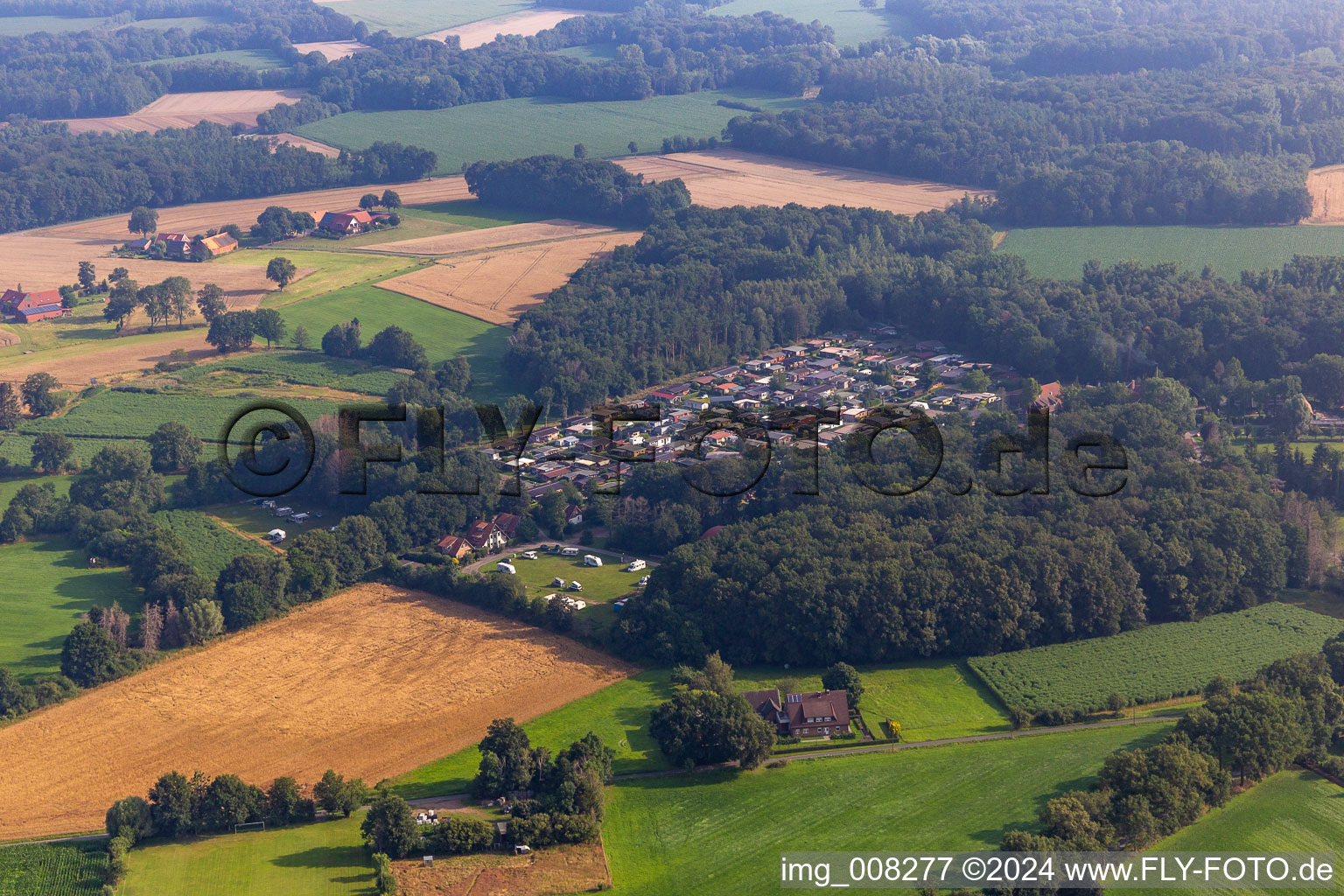 Drohnenbild von Erholungsgebiet Waldvelen, Familie ven der Buss in Velen im Bundesland Nordrhein-Westfalen, Deutschland