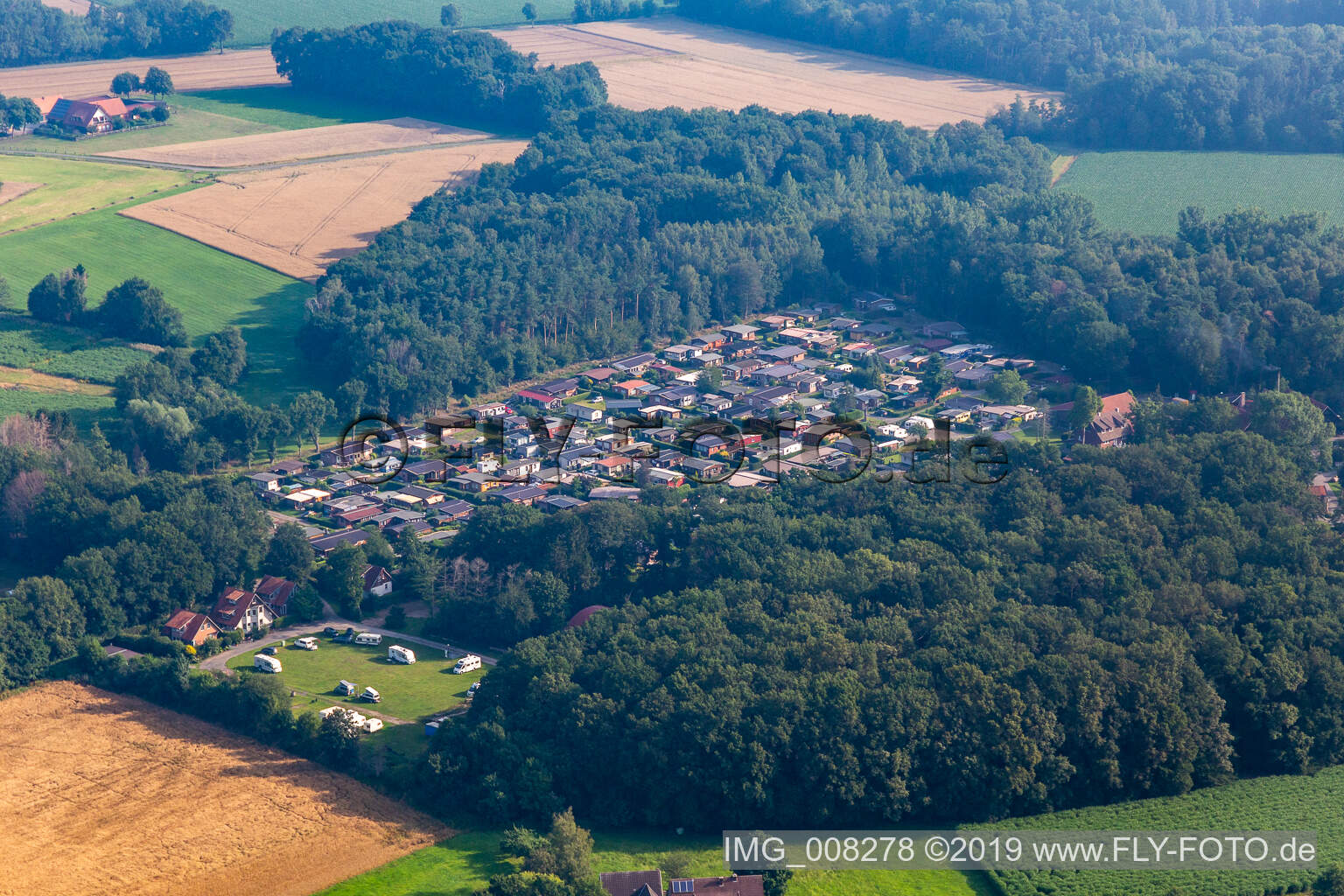 Erholungsgebiet Waldvelen, Familie ven der Buss in Velen im Bundesland Nordrhein-Westfalen, Deutschland aus der Drohnenperspektive