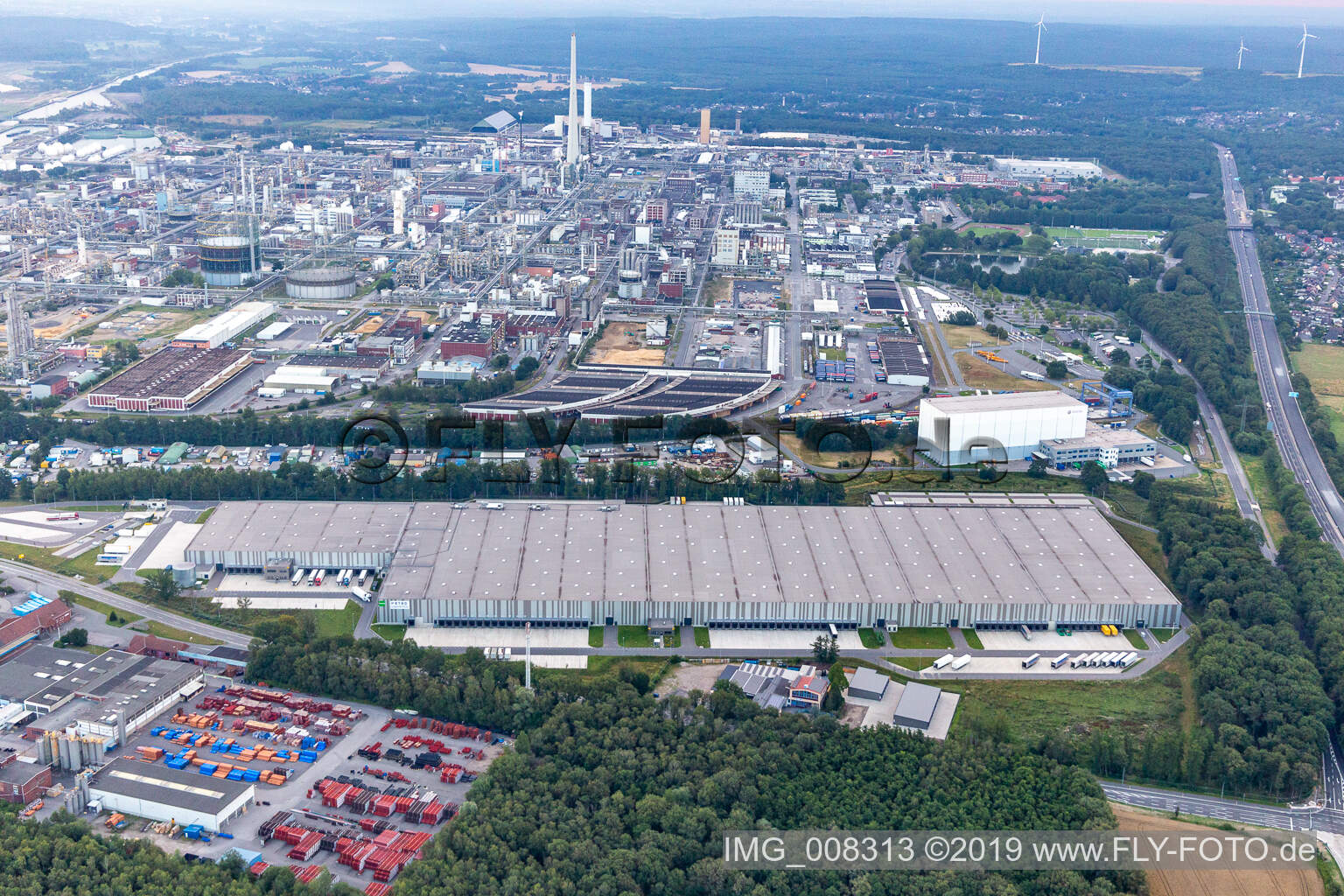 Luftaufnahme von Anger Systemtechnik, Metro Central Logistic in Marl im Bundesland Nordrhein-Westfalen, Deutschland