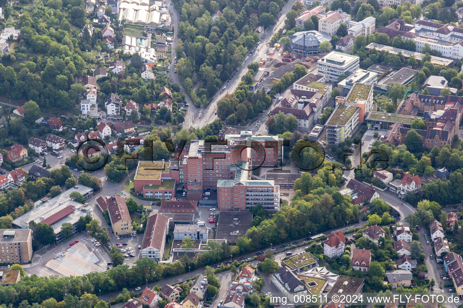 Klinikgelände des Krankenhauses Universitätsklinikum Tübingen – Institut für Medizinische Genetik und angewandte Genomik in Tübingen im Bundesland Baden-Württemberg, Deutschland