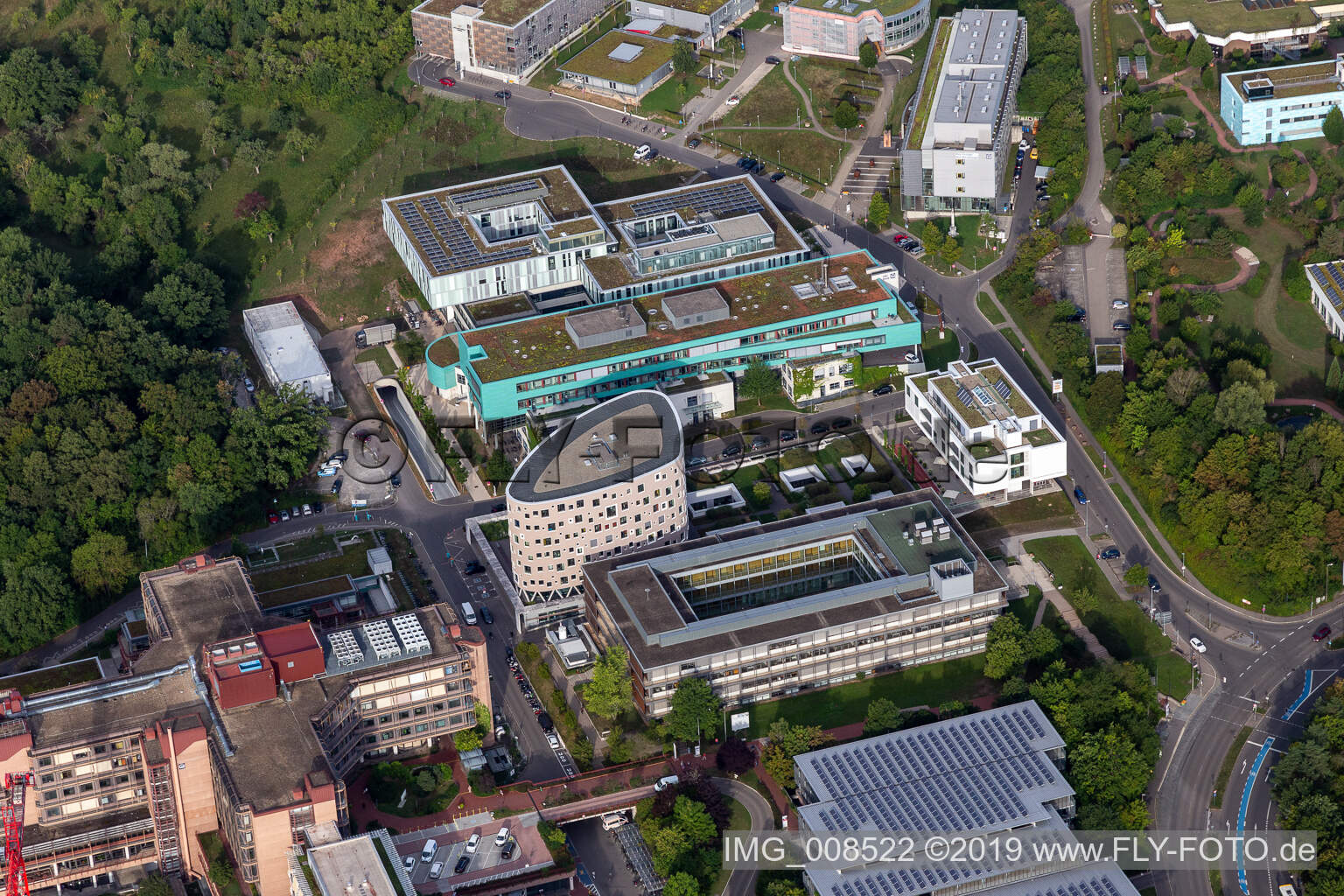 Schrägluftbild von Universitätsklinikum Tübingen im Bundesland Baden-Württemberg, Deutschland
