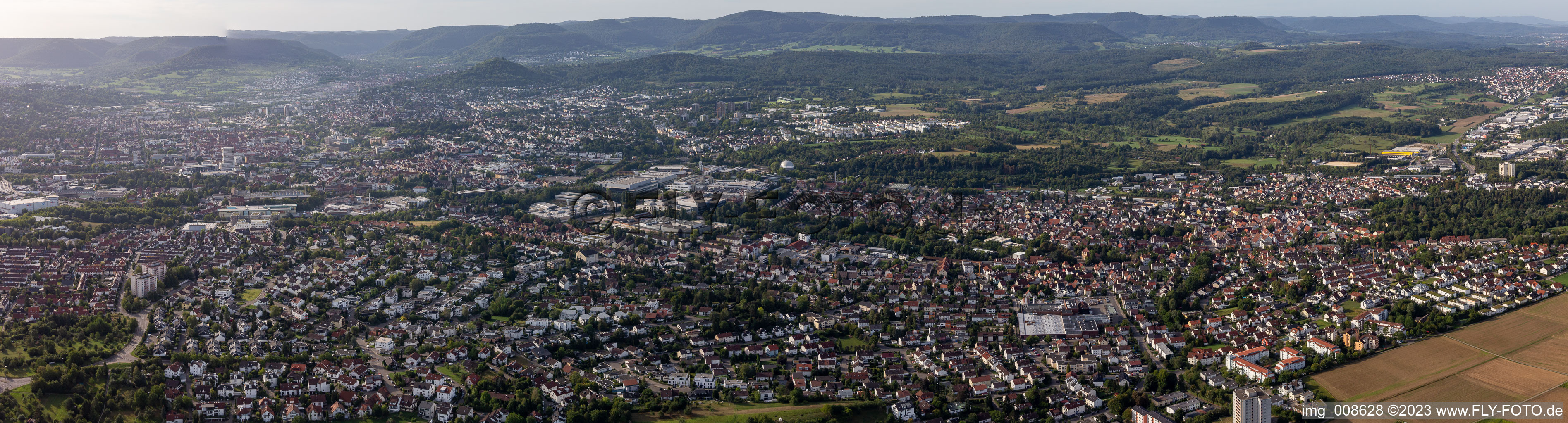 Panorama der schwäbischen Alb in Reutlingen im Bundesland Baden-Württemberg, Deutschland