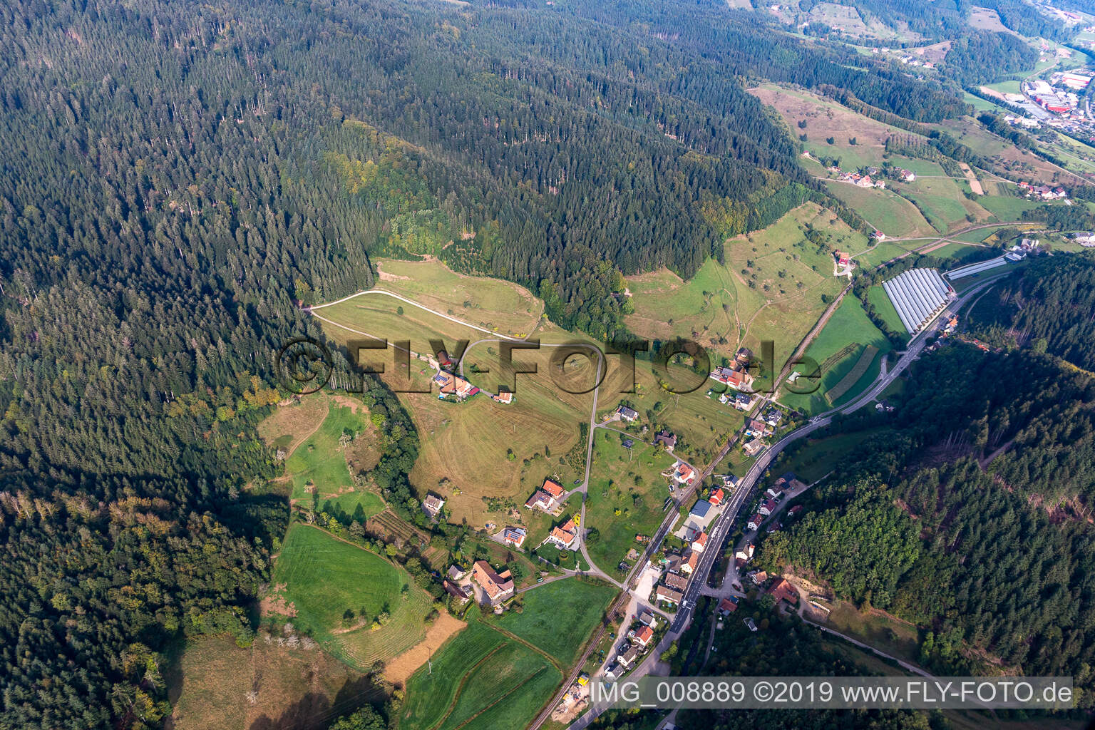 Luftbild von Ibach in Oppenau im Bundesland Baden-Württemberg, Deutschland