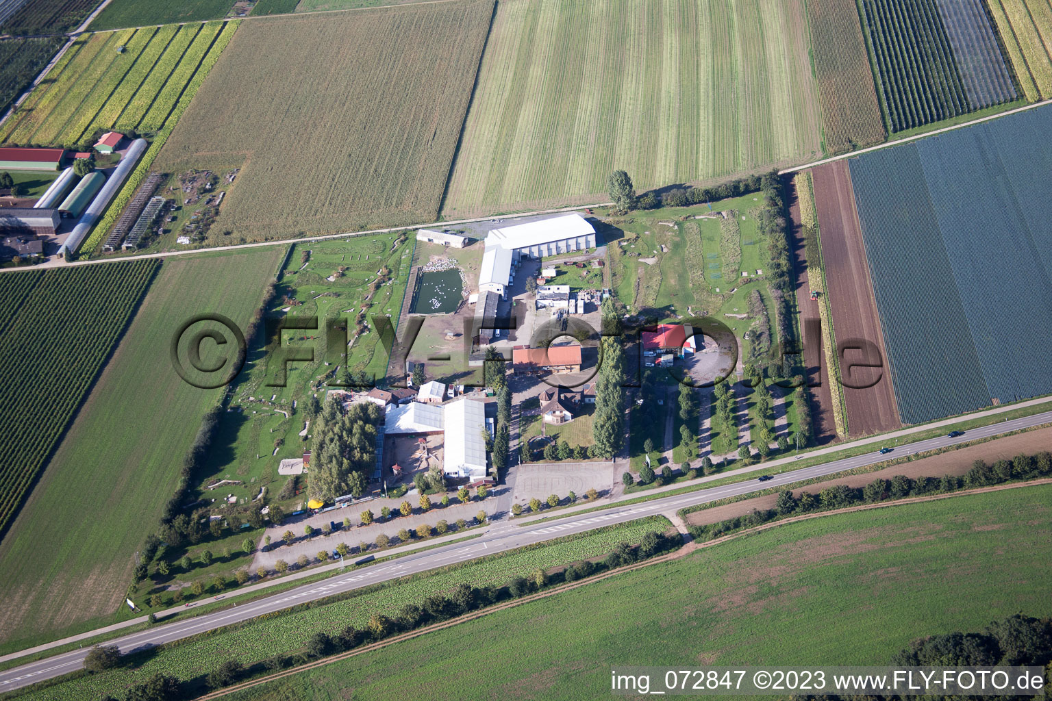 Luftbild von Kandel, Adamshof Fußgolf im Bundesland Rheinland-Pfalz, Deutschland