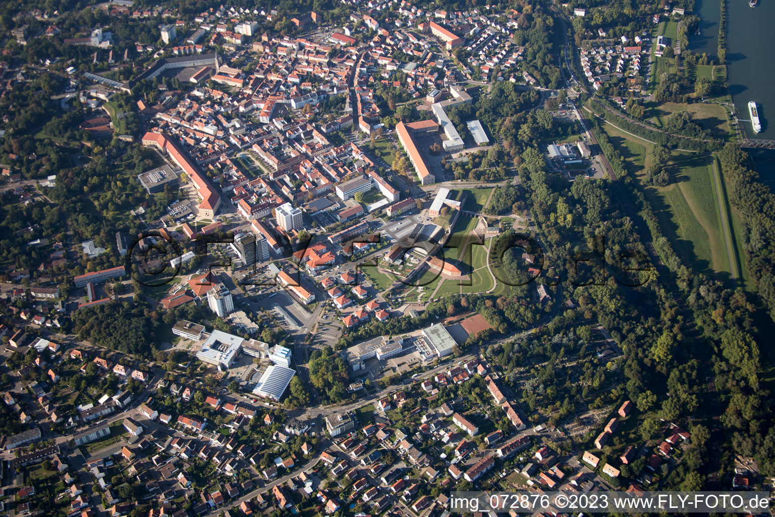 Germersheim im Bundesland Rheinland-Pfalz, Deutschland aus der Luft betrachtet