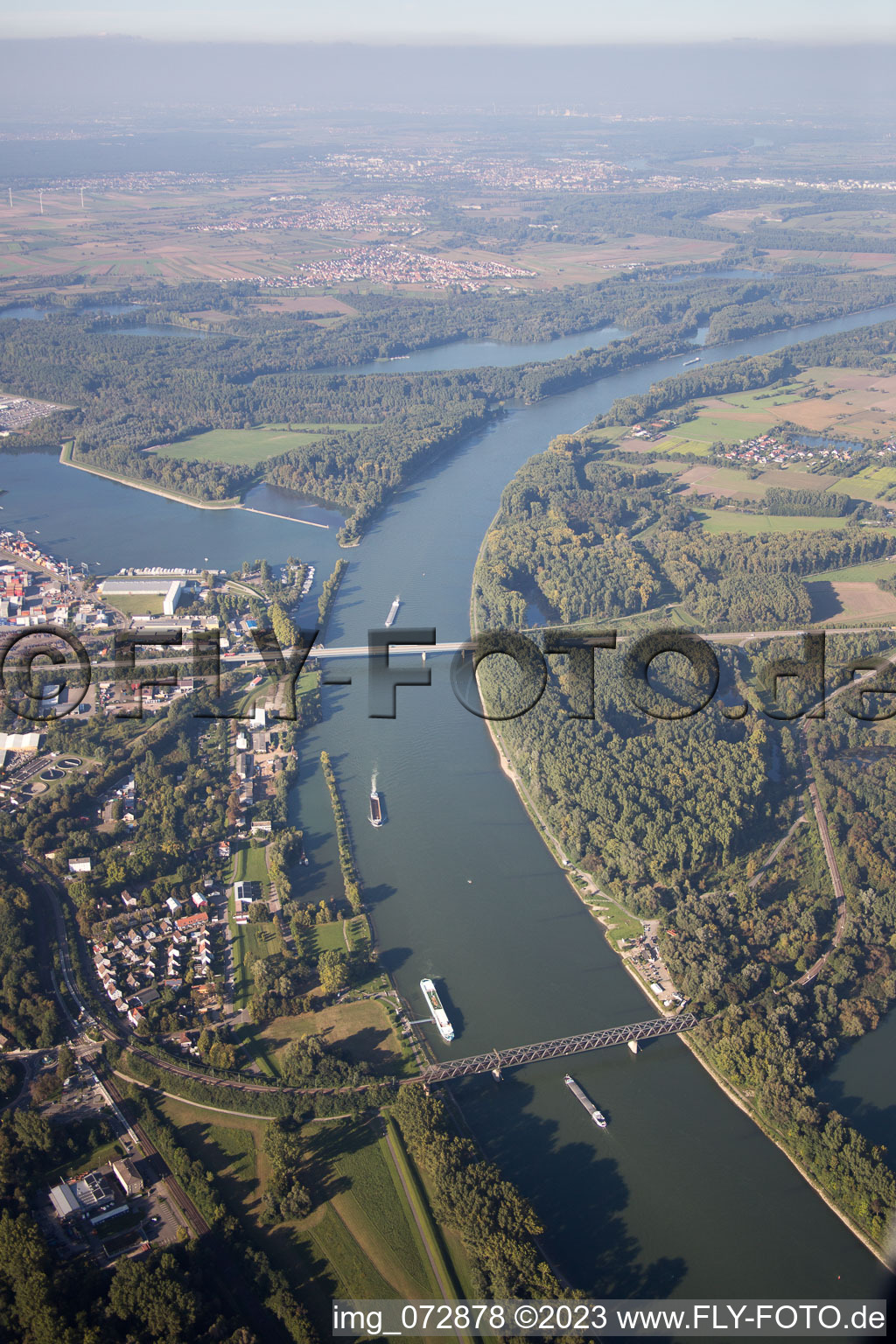 Drohnenbild von Germersheim im Bundesland Rheinland-Pfalz, Deutschland