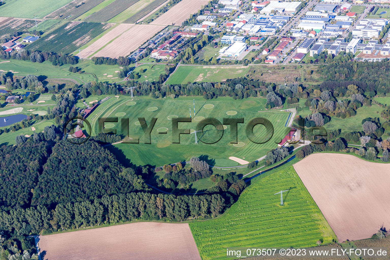 Luftbild von Gelände des Golfplatz des Golf Club St. Leon-Rot in Sankt Leon-Rot im Bundesland Baden-Württemberg, Deutschland