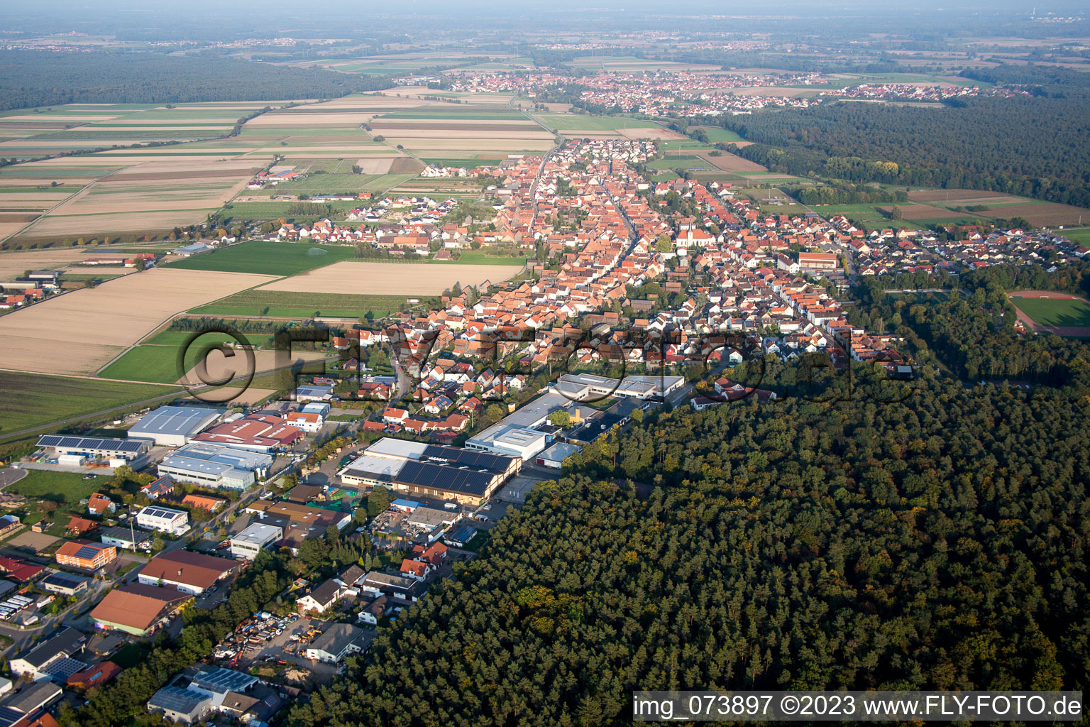 Hatzenbühl im Bundesland Rheinland-Pfalz, Deutschland aus der Luft betrachtet