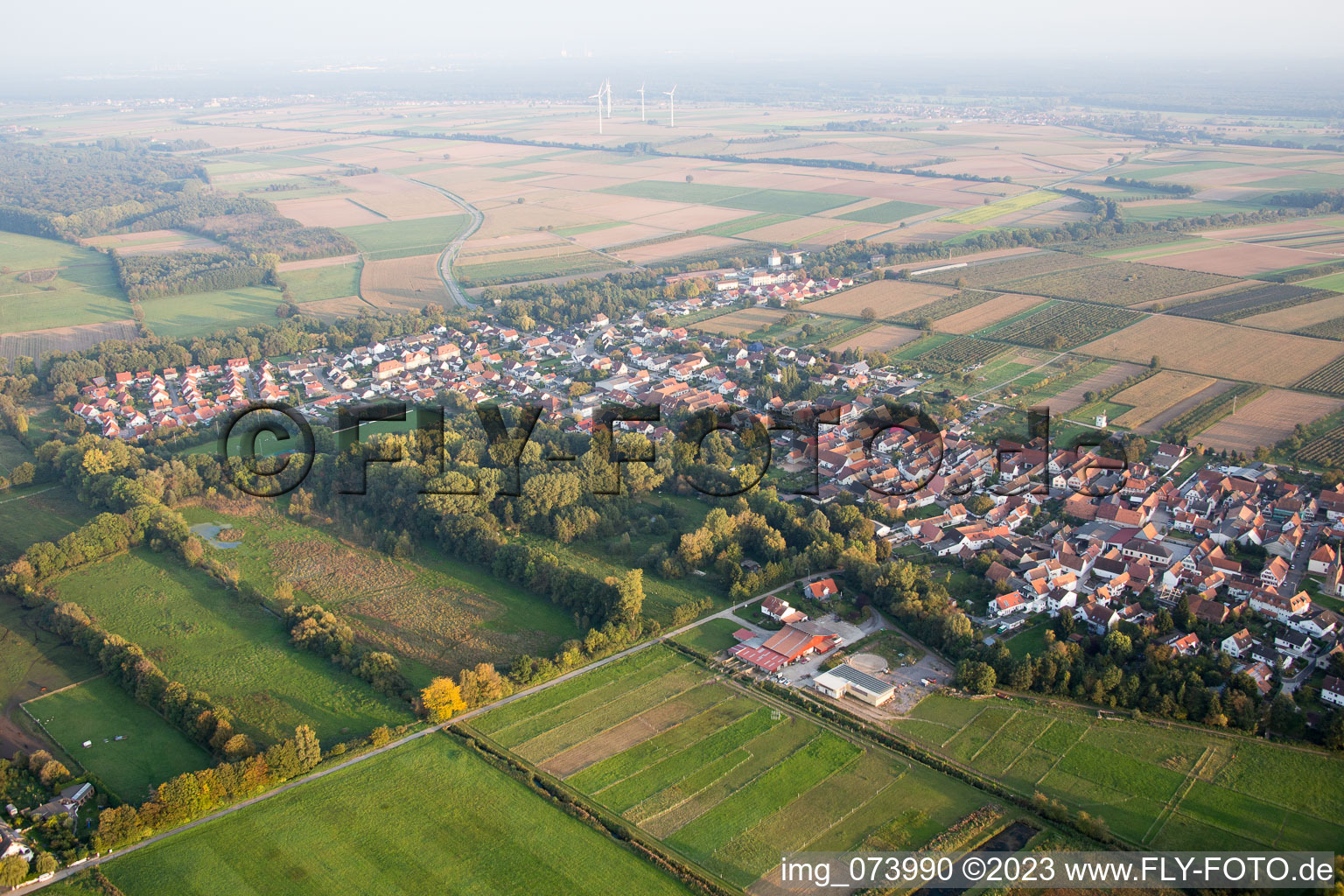 Luftaufnahme von Winden im Bundesland Rheinland-Pfalz, Deutschland