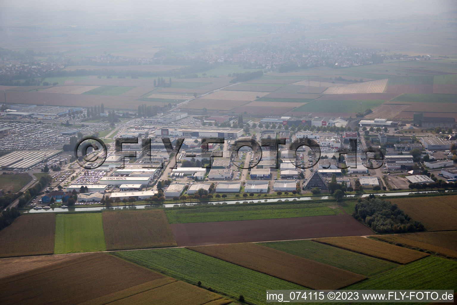 Luftbild von Reichstett im Bundesland Bas-Rhin, Frankreich