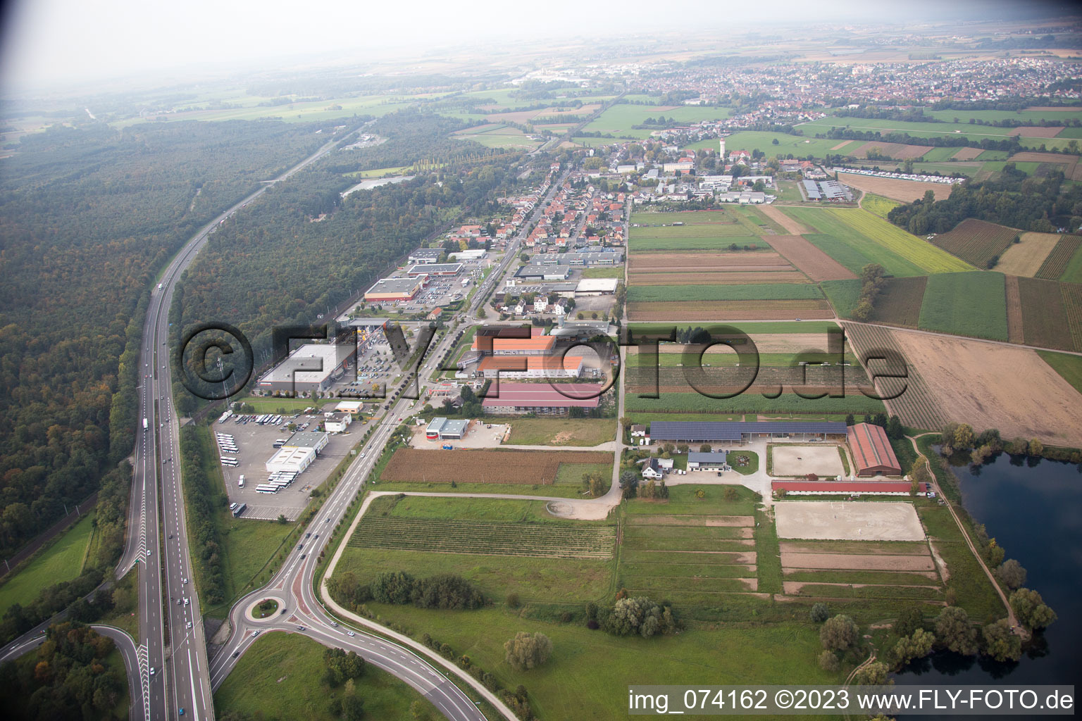 Luftbild von Brumath, Stephansfeld im Bundesland Bas-Rhin, Frankreich