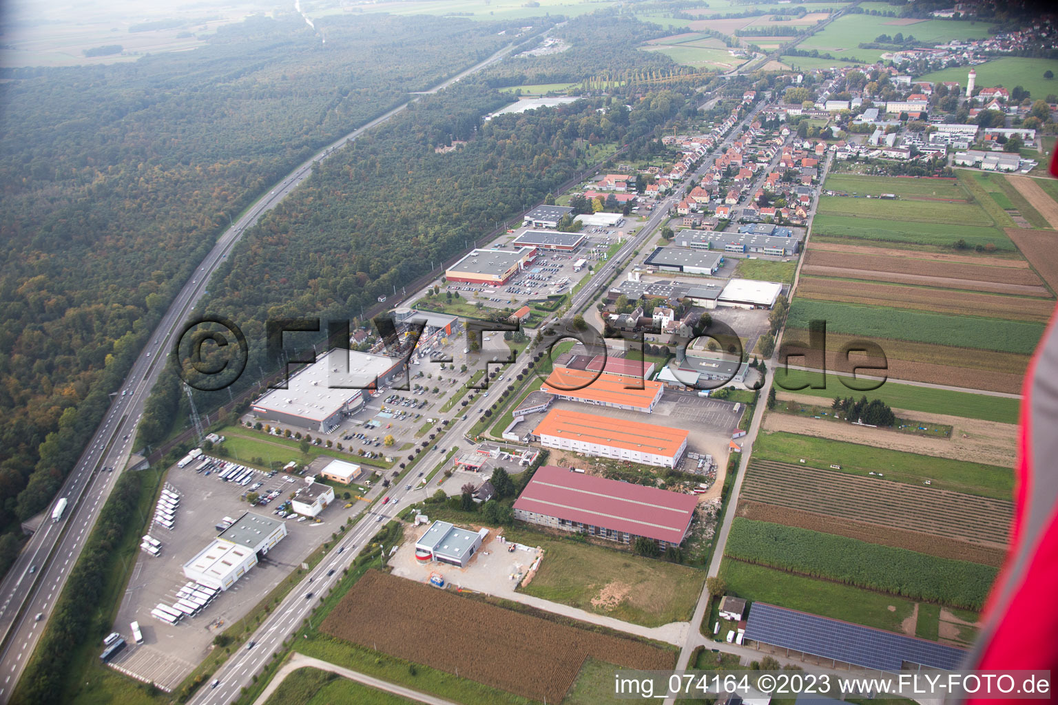 Schrägluftbild von Brumath, Stephansfeld im Bundesland Bas-Rhin, Frankreich