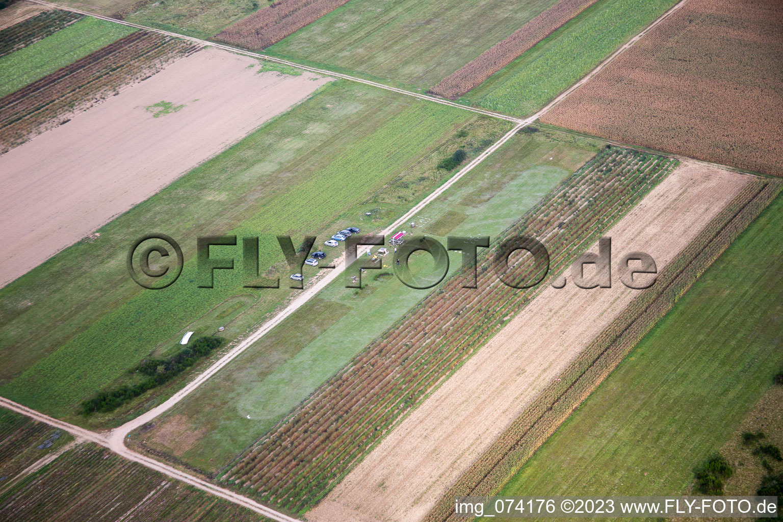 Luftaufnahme von Brumath, Geudertheim im Bundesland Bas-Rhin, Frankreich