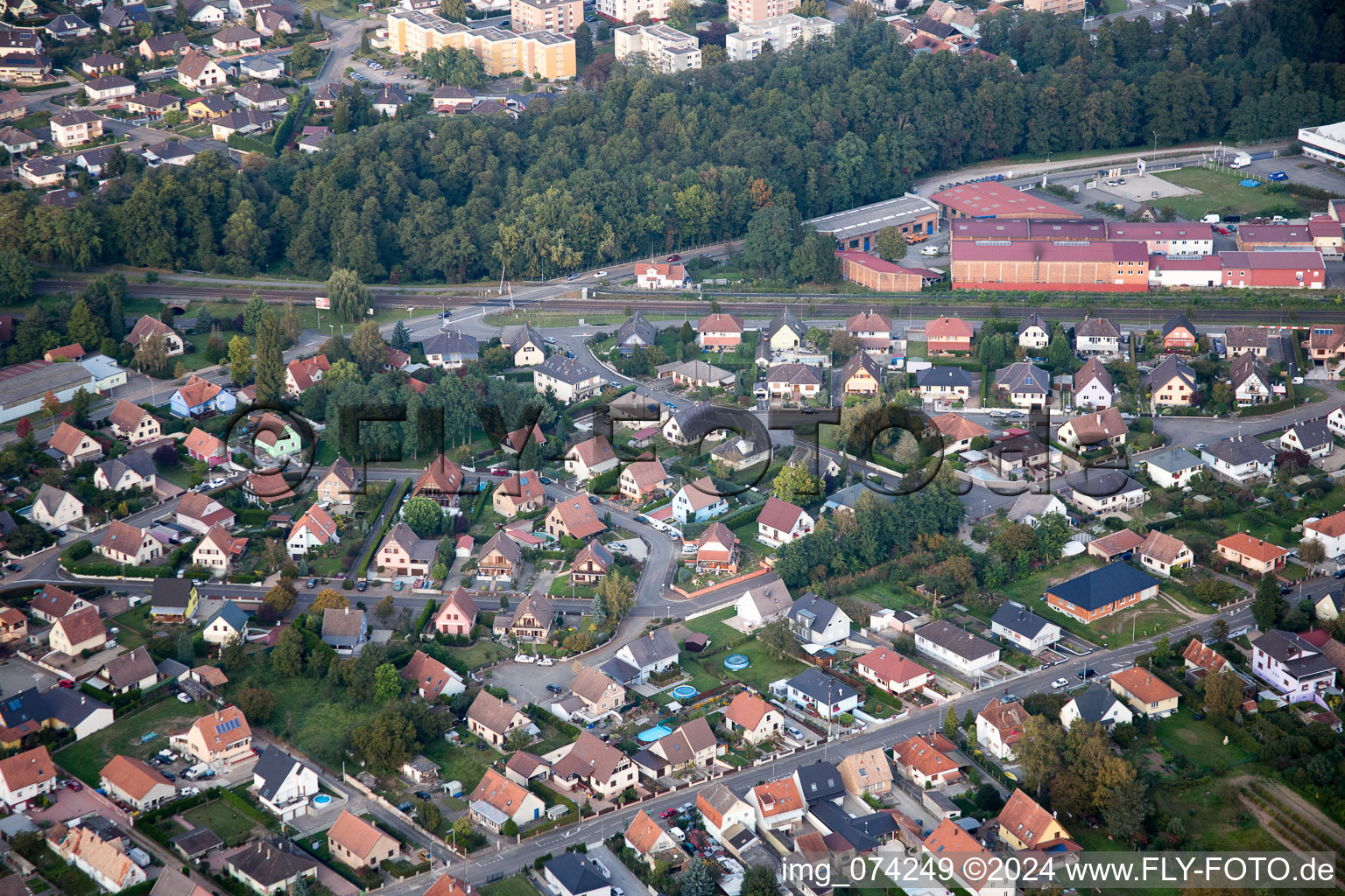 Schrägluftbild von Bischwiller im Bundesland Bas-Rhin, Frankreich