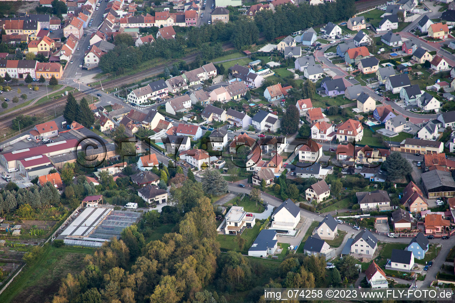 Drohnenaufname von Bischwiller im Bundesland Bas-Rhin, Frankreich