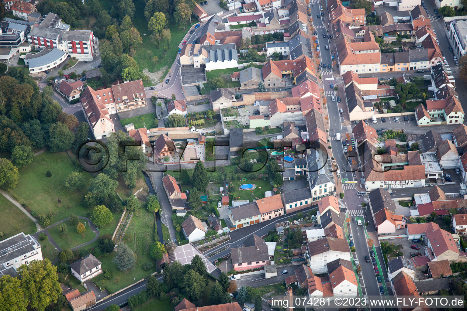 Luftaufnahme von Bischwiller im Bundesland Bas-Rhin, Frankreich
