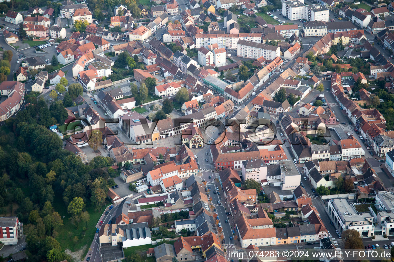 Schrägluftbild von Bischwiller im Bundesland Bas-Rhin, Frankreich