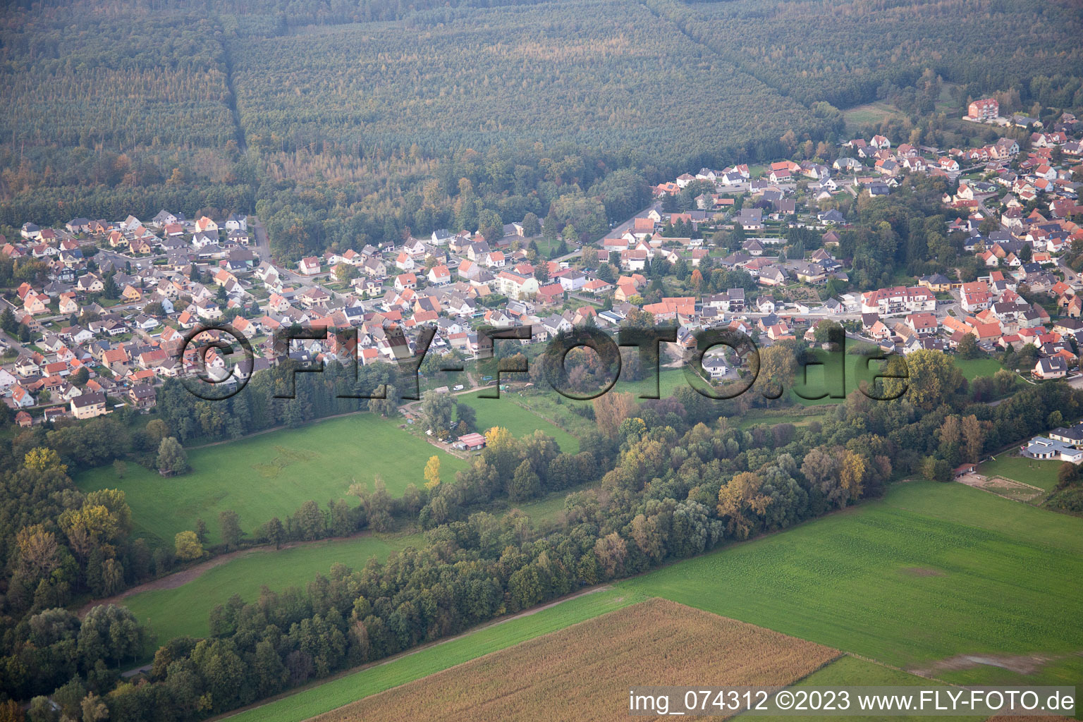 Luftbild von Schirrhein im Bundesland Bas-Rhin, Frankreich