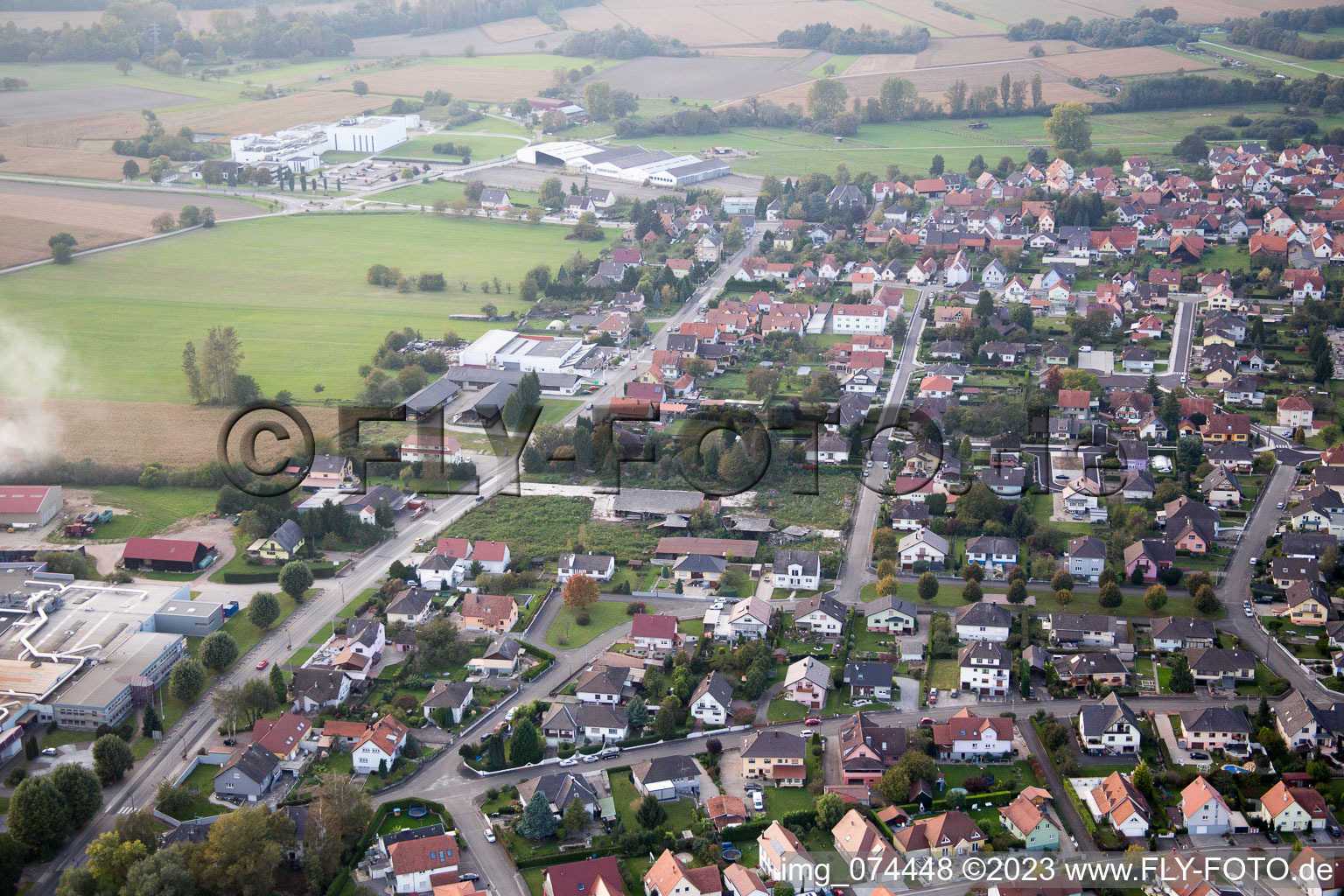 Beinheim im Bundesland Bas-Rhin, Frankreich aus der Luft betrachtet