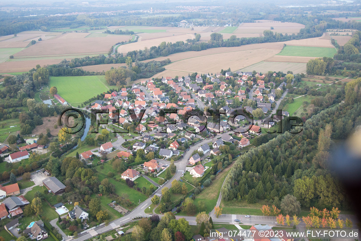 Luftaufnahme von Beinheim im Bundesland Bas-Rhin, Frankreich