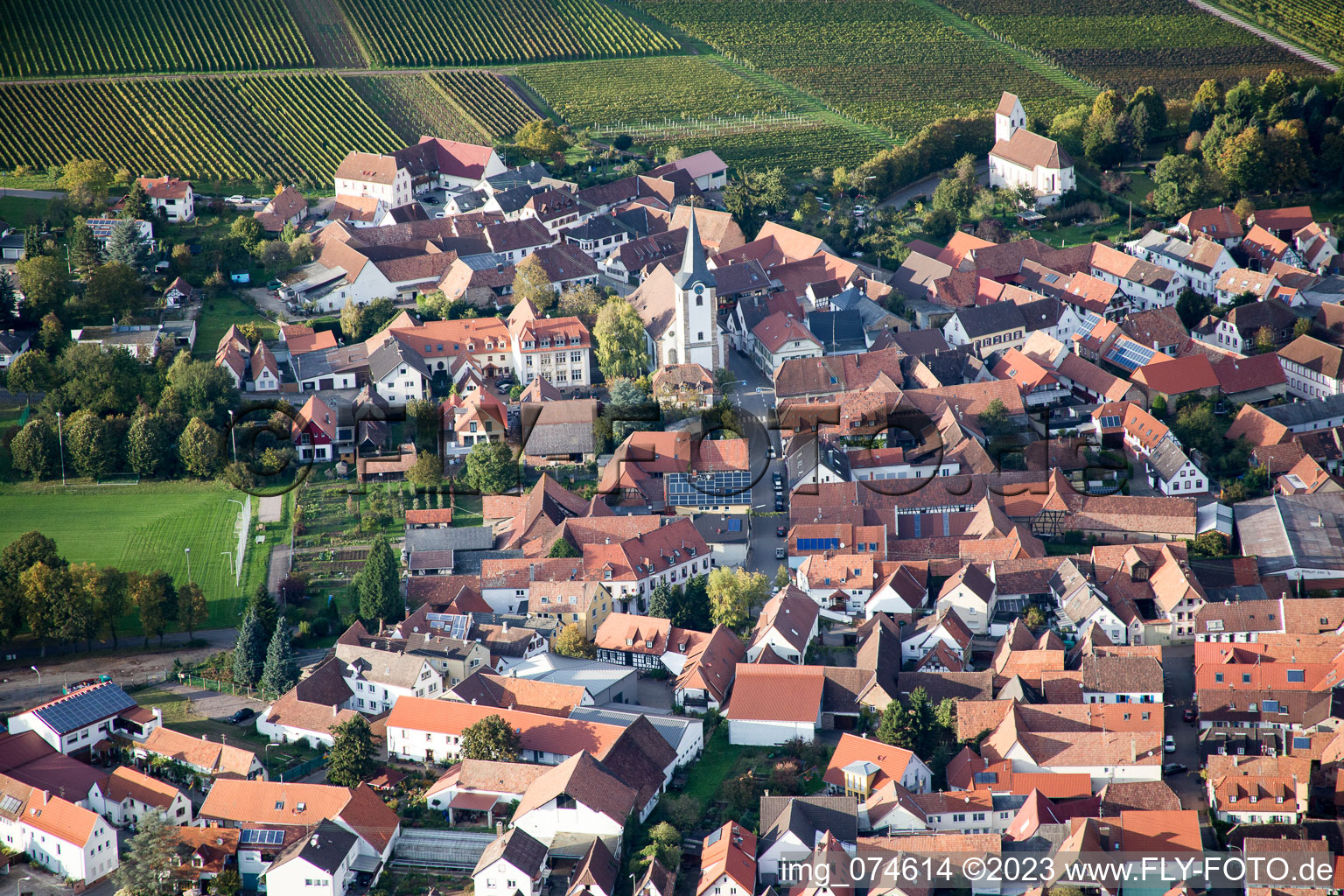Ortsteil Mörzheim in Landau in der Pfalz im Bundesland Rheinland-Pfalz, Deutschland vom Flugzeug aus