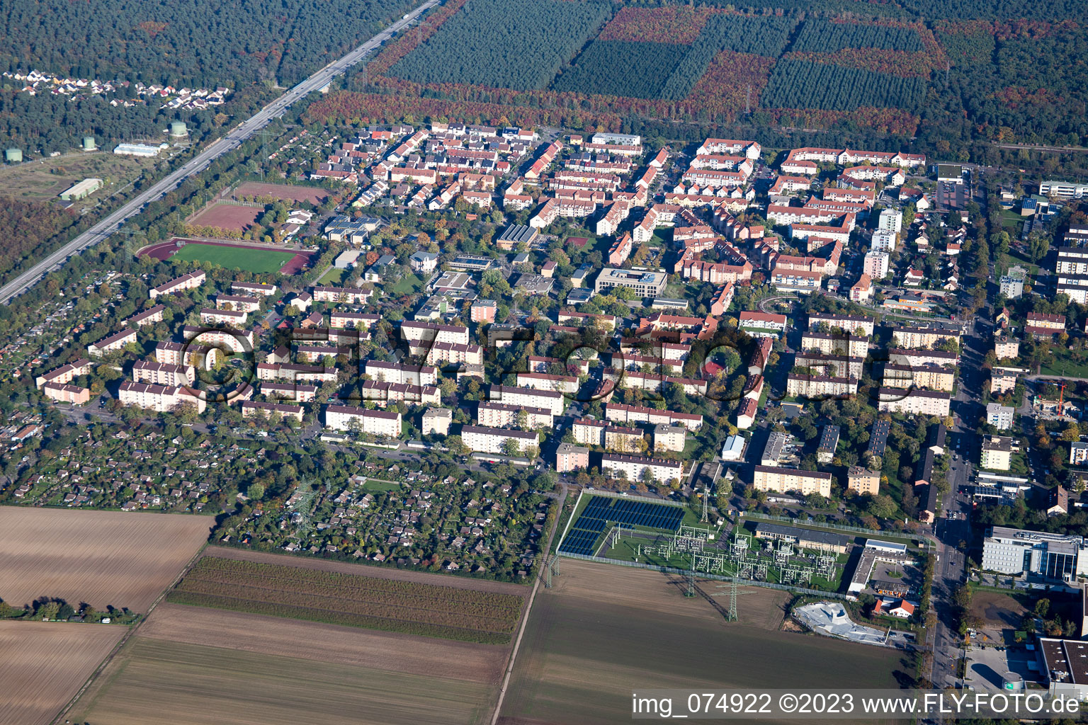Luftbild von Ortsteil Schönau in Mannheim im Bundesland Baden-Württemberg, Deutschland