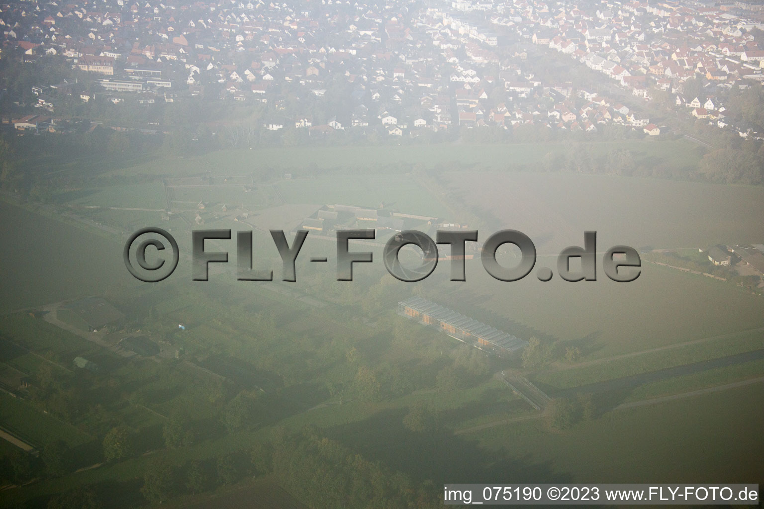 Lorsch im Bundesland Hessen, Deutschland von einer Drohne aus