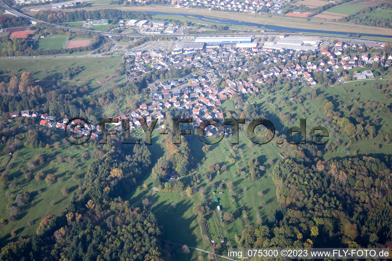 Kuppenheim im Bundesland Baden-Württemberg, Deutschland aus der Luft