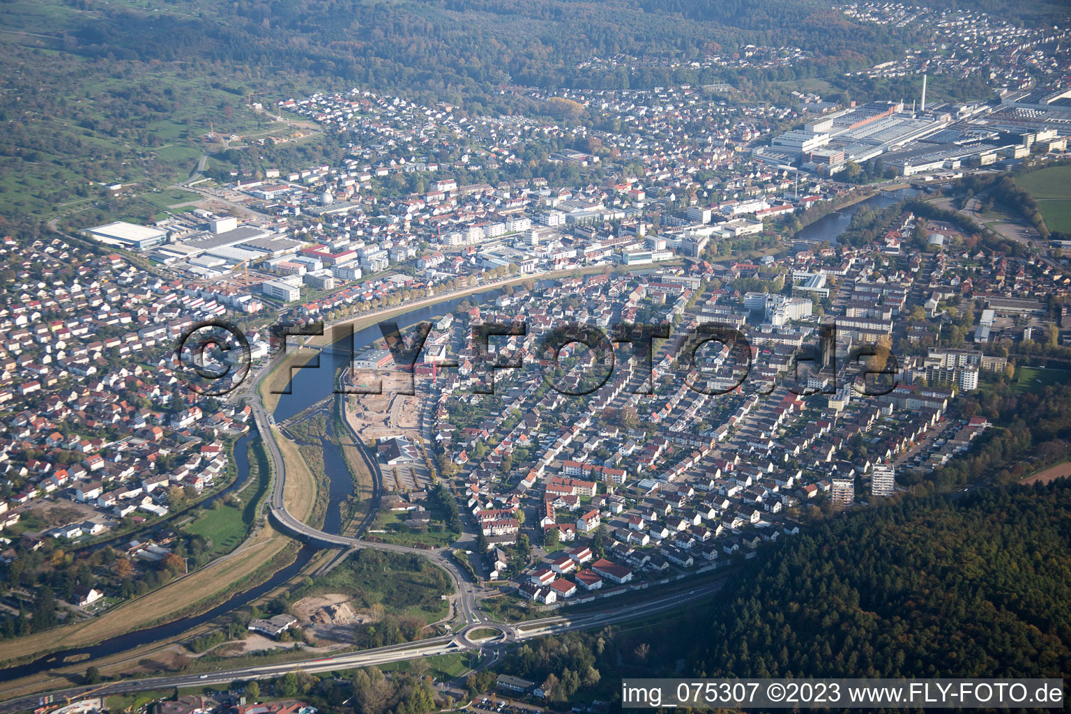 Luftbild von Gaggenau im Bundesland Baden-Württemberg, Deutschland