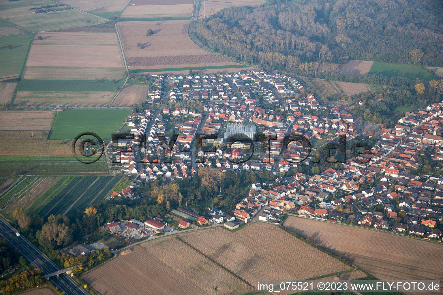 Kuhardt im Bundesland Rheinland-Pfalz, Deutschland vom Flugzeug aus