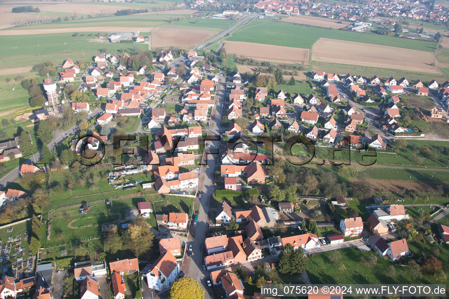 Rittershoffen im Bundesland Bas-Rhin, Frankreich von oben