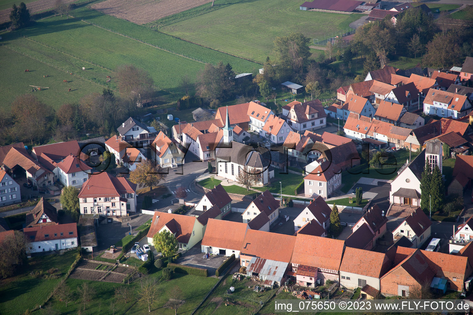 Luftaufnahme von Buhl im Bundesland Bas-Rhin, Frankreich