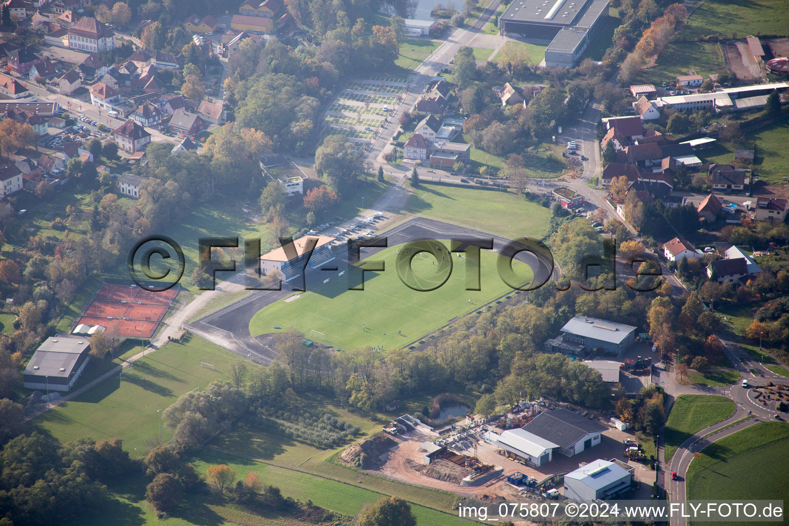 Lauterbourg, Champ de Football im Bundesland Bas-Rhin, Frankreich