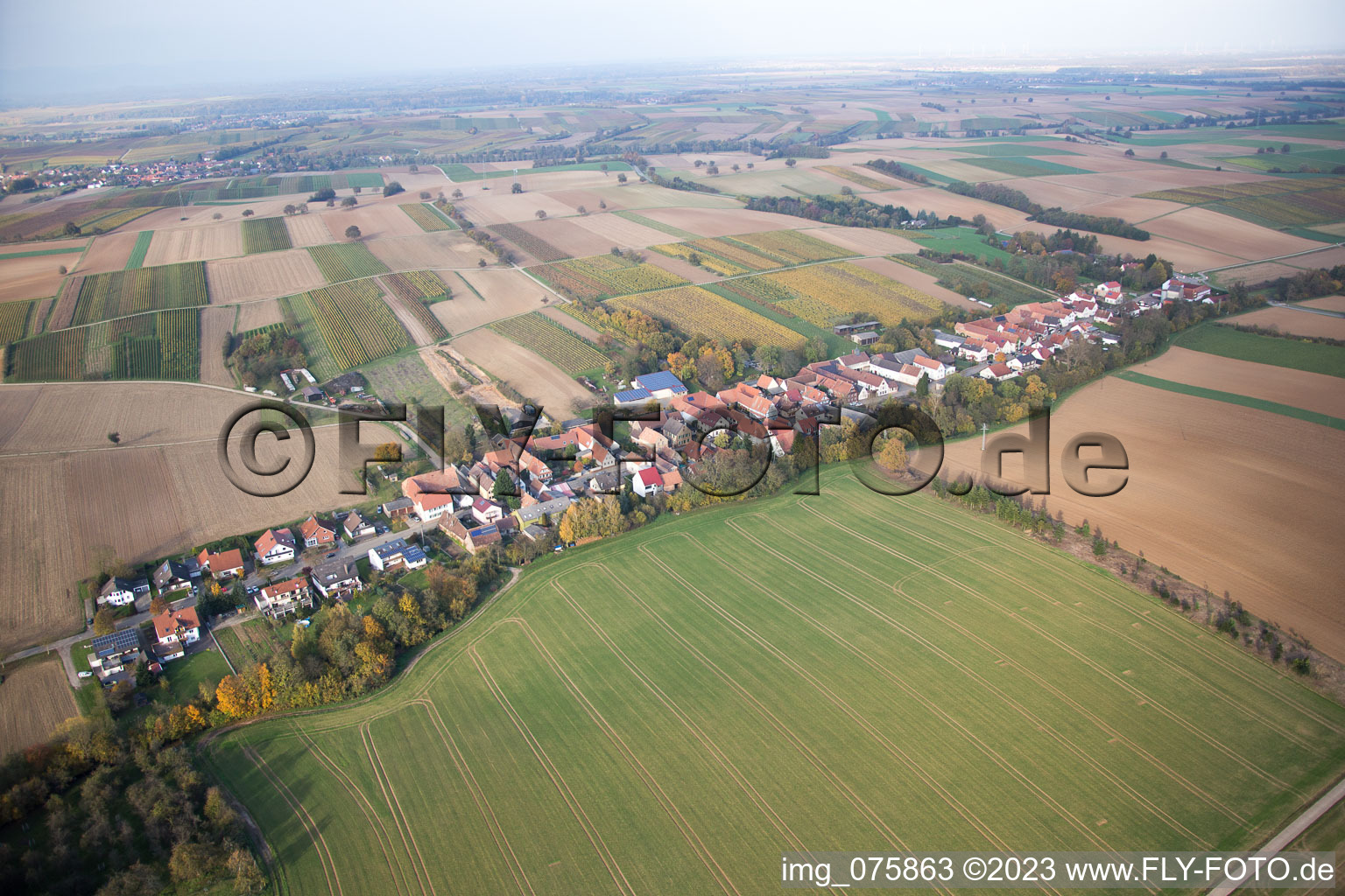 Vollmersweiler im Bundesland Rheinland-Pfalz, Deutschland aus der Vogelperspektive