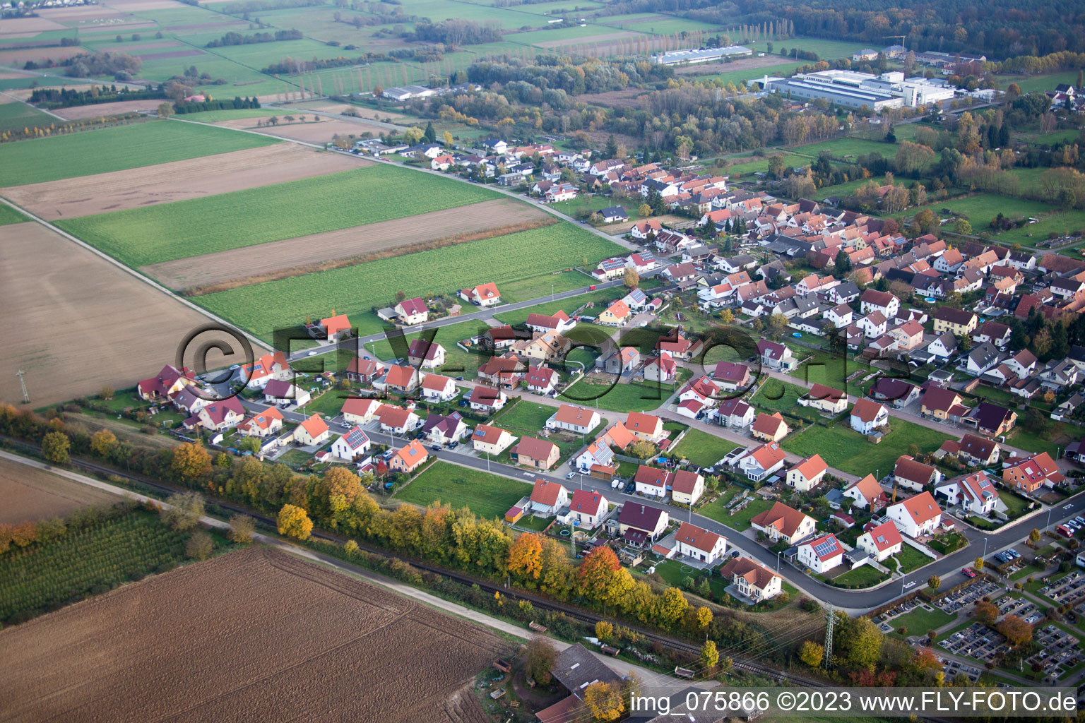 Ortsteil Schaidt in Wörth am Rhein im Bundesland Rheinland-Pfalz, Deutschland aus der Luft betrachtet