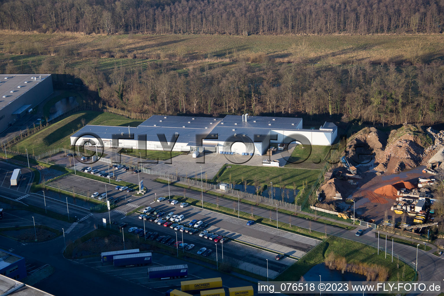 Minderslachen, Gewerbegebiet Horst, Alfa Aesar GmbH in Kandel im Bundesland Rheinland-Pfalz, Deutschland aus der Drohnenperspektive