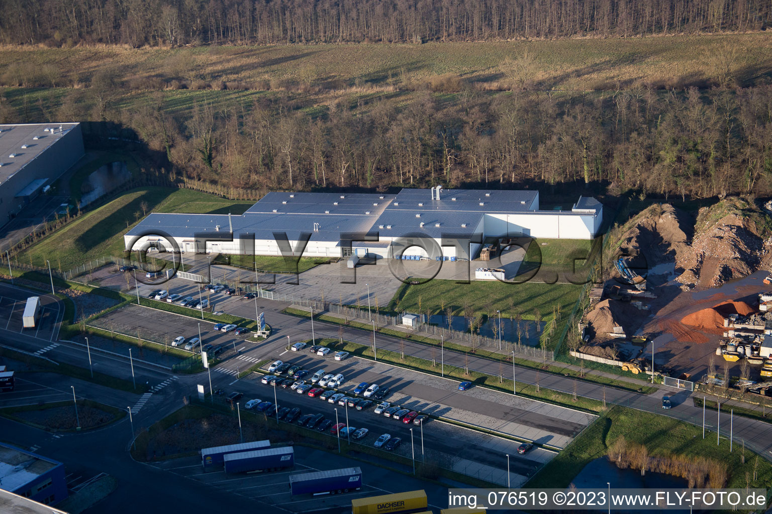 Minderslachen, Gewerbegebiet Horst, Alfa Aesar GmbH in Kandel im Bundesland Rheinland-Pfalz, Deutschland von einer Drohne aus