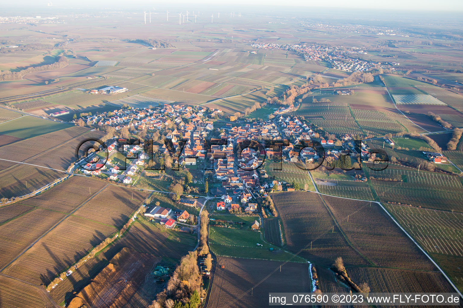 Ortsteil Mörzheim in Landau in der Pfalz im Bundesland Rheinland-Pfalz, Deutschland von einer Drohne aus