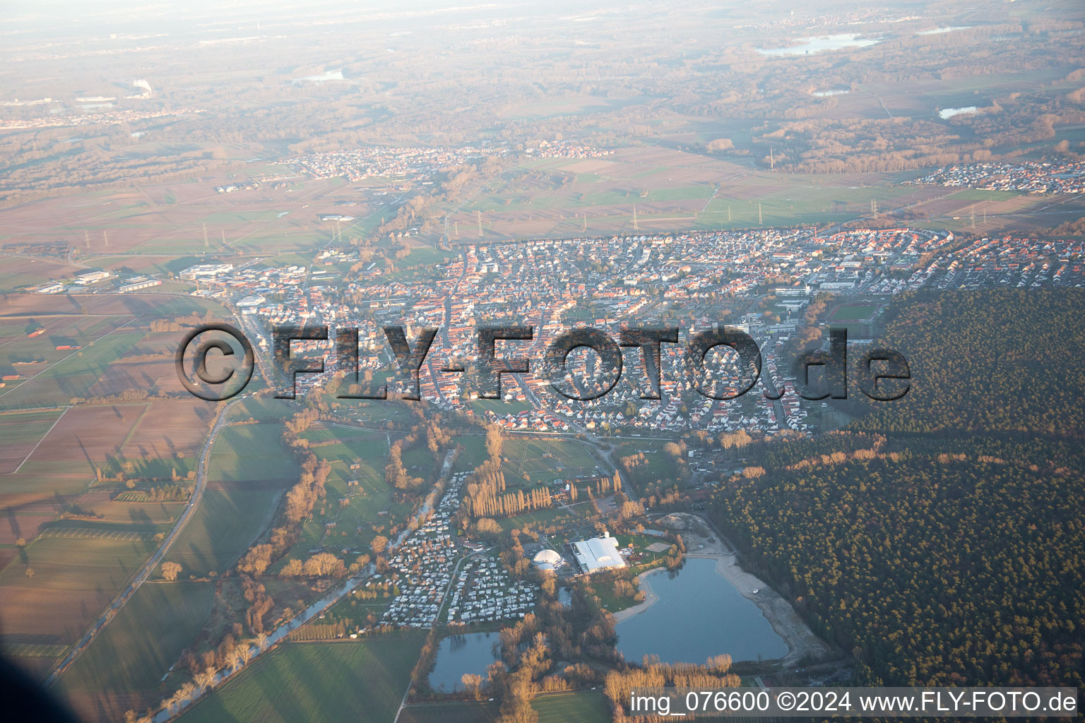 Luftbild von Rülzheim im Bundesland Rheinland-Pfalz, Deutschland