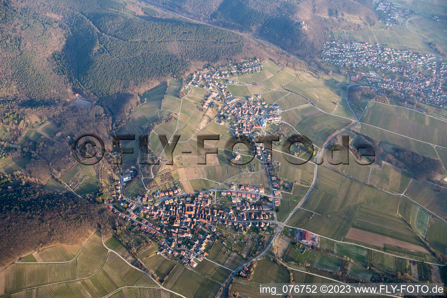 Luftbild von Ortsteil Gleiszellen in Gleiszellen-Gleishorbach im Bundesland Rheinland-Pfalz, Deutschland