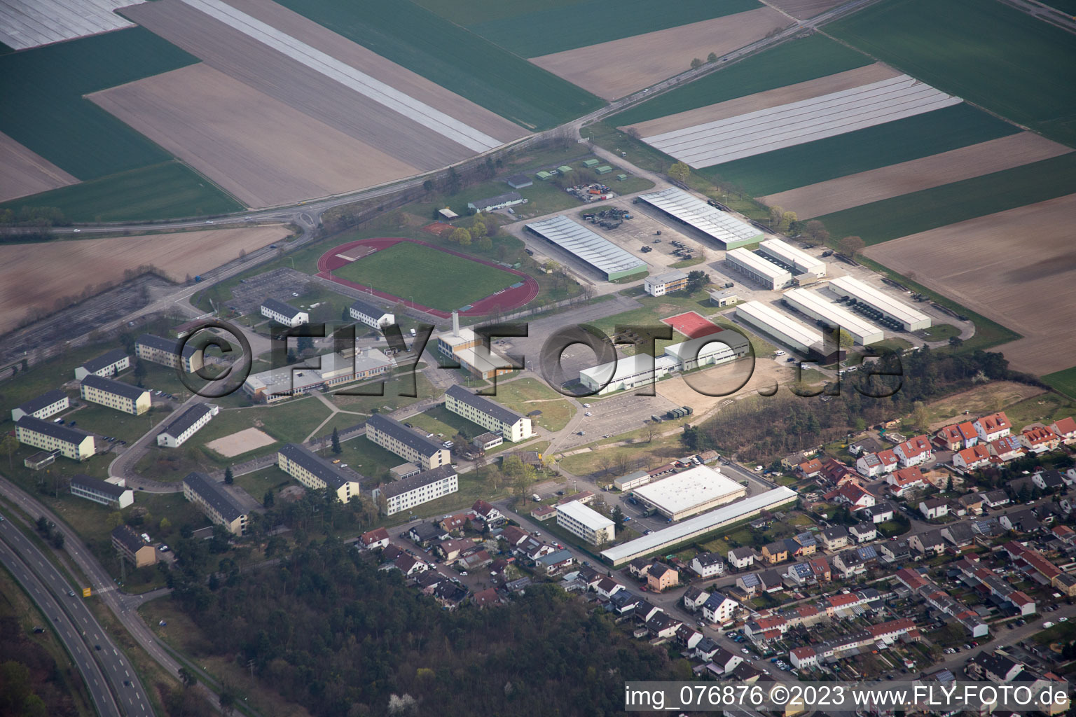 Luftbild von Speyer, Bundeswehr im Bundesland Rheinland-Pfalz, Deutschland