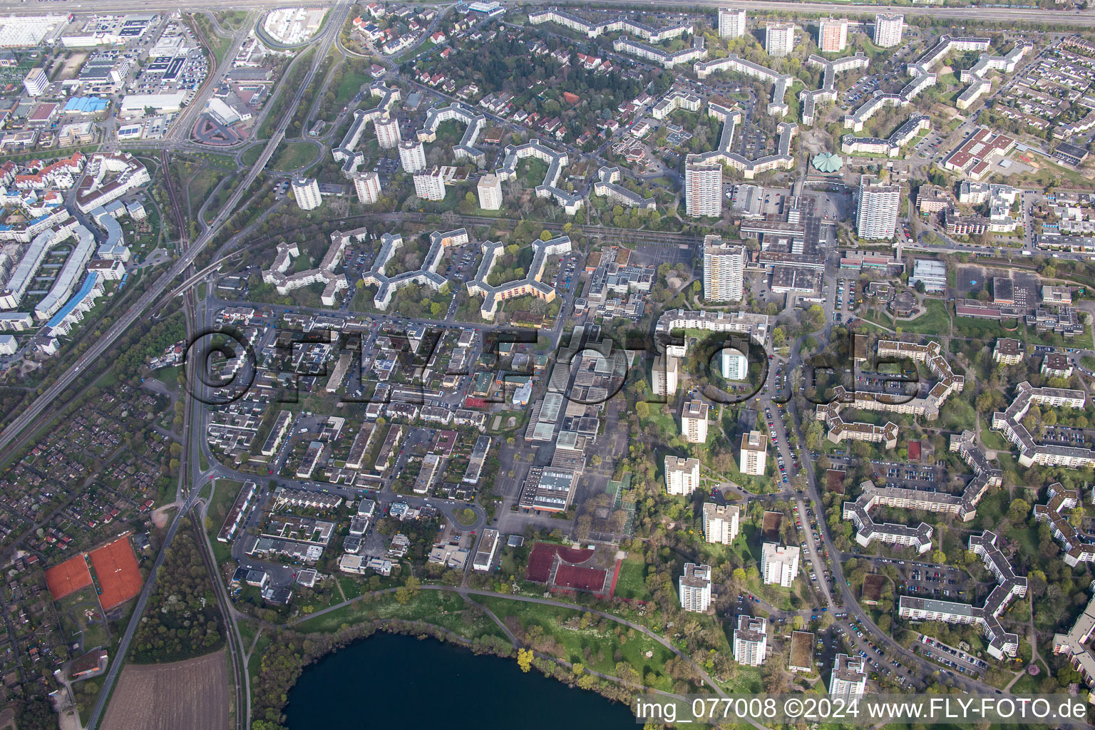 Luftbild von Siedlungsgebiet im Ortsteil Vogelstang in Mannheim im Bundesland Baden-Württemberg, Deutschland