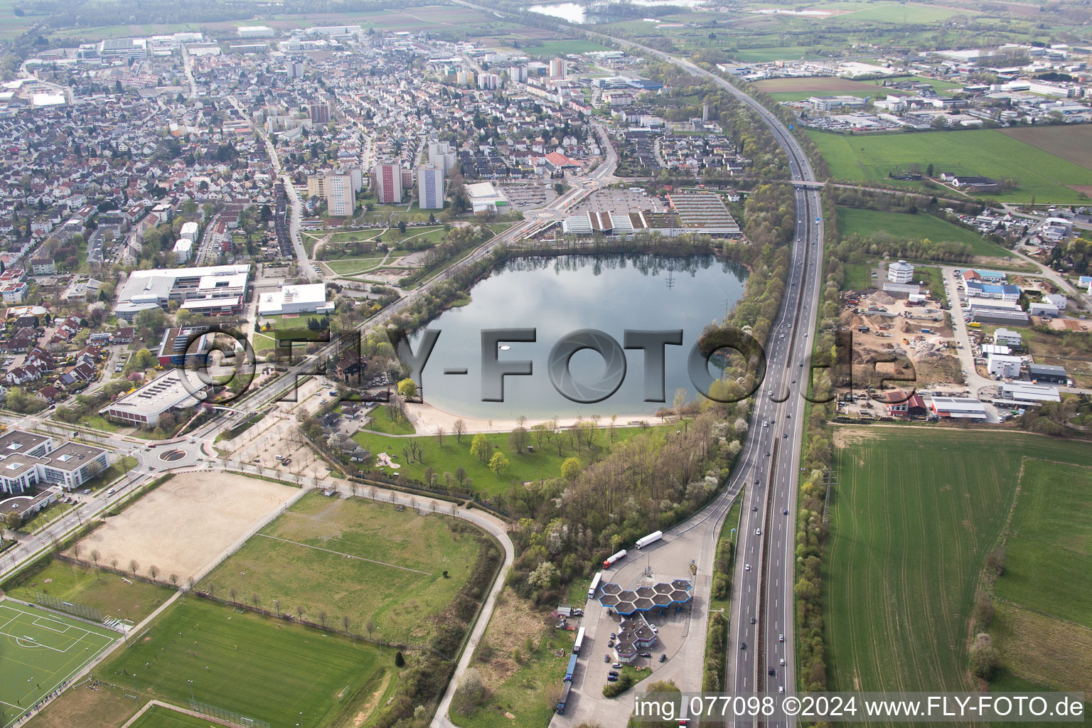 Luftaufnahme von Ausbau der Ortsumgehung im Straßenverlauf Berliner Ring in Bensheim im Bundesland Hessen, Deutschland