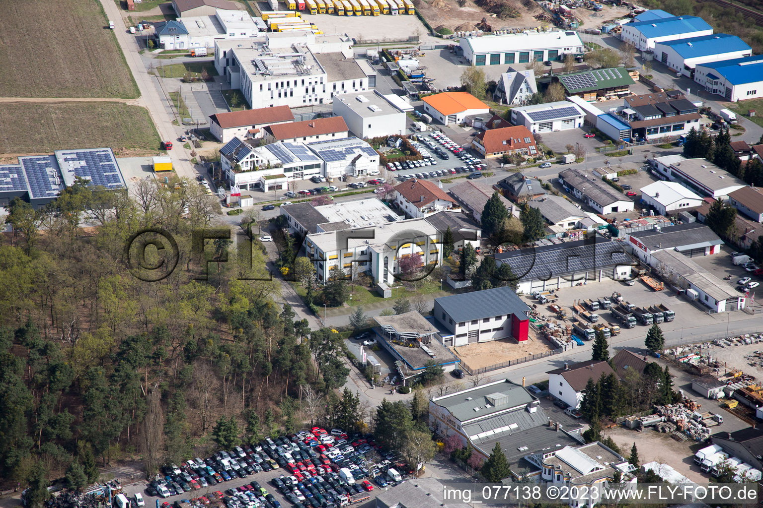 Drohnenbild von Alsbach-Hähnlein im Bundesland Hessen, Deutschland