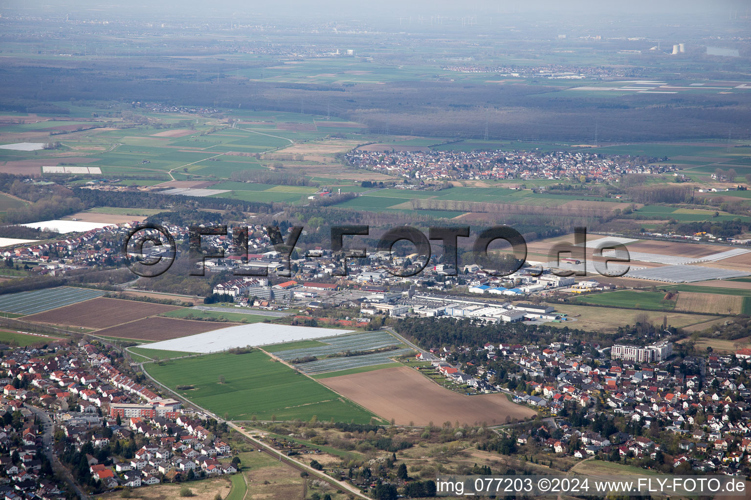 Ortsteil Jugenheim an der Bergstrasse in Seeheim-Jugenheim im Bundesland Hessen, Deutschland aus der Luft