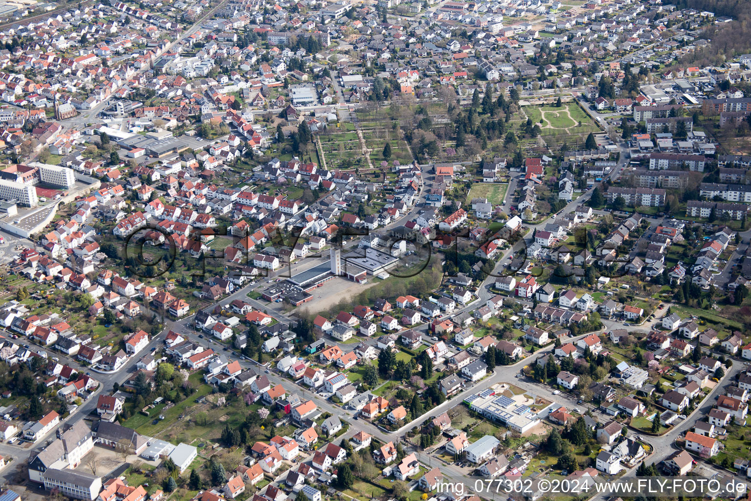 Luftbild von Ortsansicht der Straßen und Häuser der Wohngebiete in Dieburg im Bundesland Hessen, Deutschland